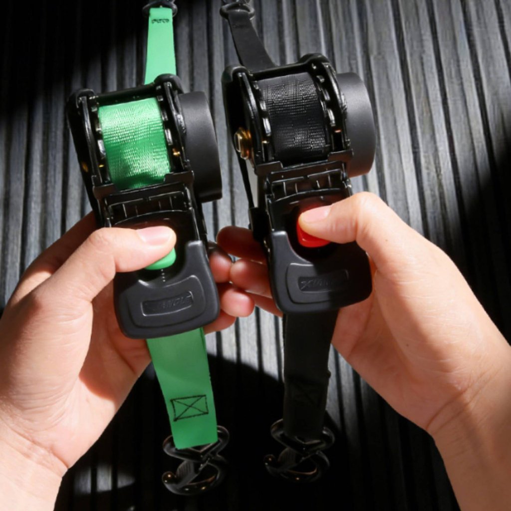 Phát hành một nút Dây đeo hàng hóa tự thu vào Chất liệu dây đeo chống mài mòn Dây đeo Ratchet có thể thu vào Lâu dài