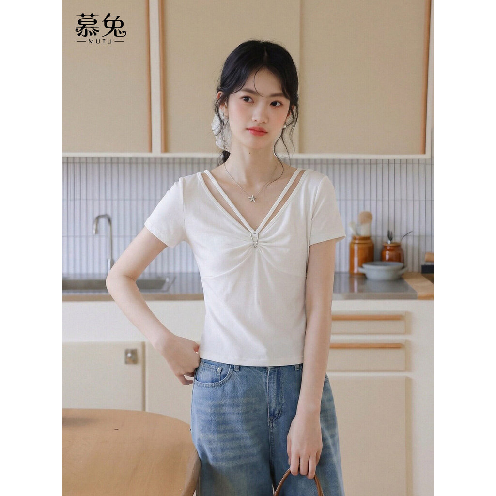 Mutu Pure Desire Style - Áo thun ngắn tay cổ chữ V trắng dành cho nữ, thiết kế độc đáo, phù hợp mùa hè 2026