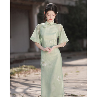 Đầm cheongsam tay rộng mới dành cho các cô gái trẻ, thích hợp mặc vào mùa hè kiểu dáng thanh lịch