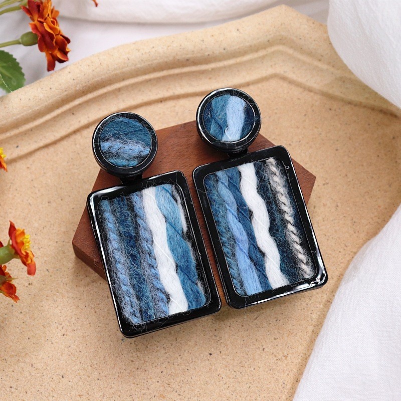 Bông tai thiết kế retro handmade, phong cách dân tộc cá nhân từ Hàn Quốc