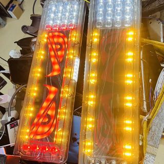 Đèn hậu xe tải HÌNH ĐÔI MẮT cao 14 dài 46cm nhiều chế độ