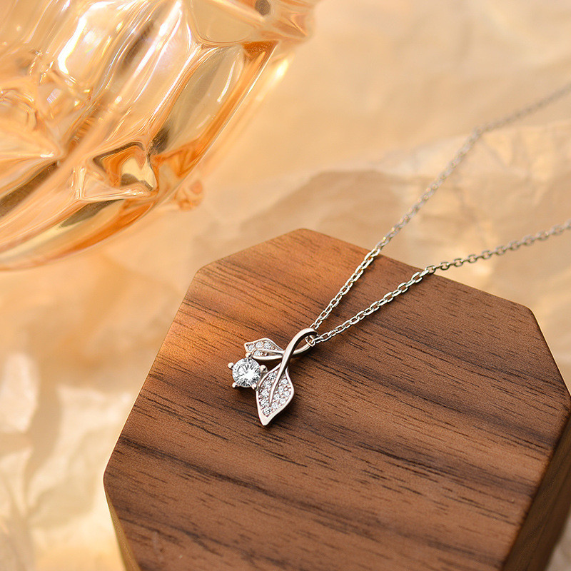 Vòng cổ nữ Zircon lá bạc nguyên chất S999