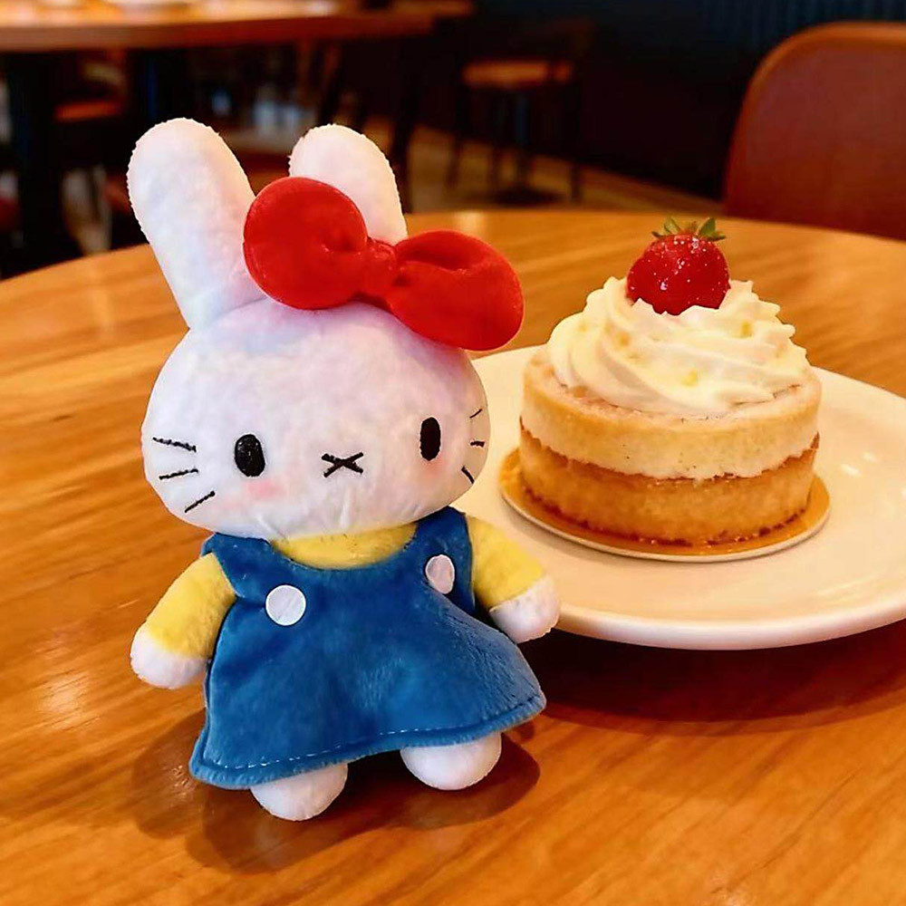 Miffy Thỏ Hello Kitty Series Sang Trọng Búp Bê Mặt Dây Chuyền Dễ Thương Siêu Dễ Thương Sang Trọng Túi Búp Bê Trang Trí Cho Bạn Bè Trẻ Em Quà Tặng Sinh Nhật