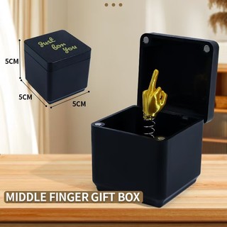 【COD】Hộp trang trí ngón giữa hài hước, chất liệu bền đẹp không phai màu, dùng làm quà tặng prank và decor góc làm việc.