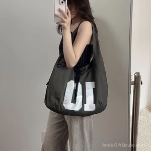 Túi Tote đeo vai in họa tiết kỷ niệm 10 năm phong cách kỷ niệm