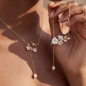 Men Nhiều Màu Sắc Hoa Ngọc Trai Dòng Chảy Vòng Cổ Tươi Ngọt Ngào Thiết Kế Đi Lại Phù Hợp Với Xương Đòn Dây Chuyền Trang Sức