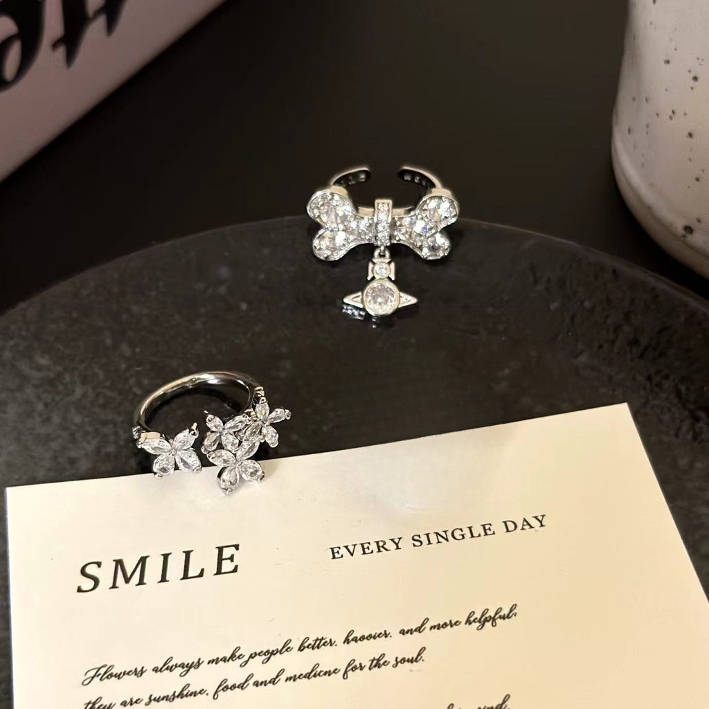 Nhẫn nữ thời trang khảm zircon xương bướm và Sao Thổ, thiết kế đa năng và có thể điều chỉnh