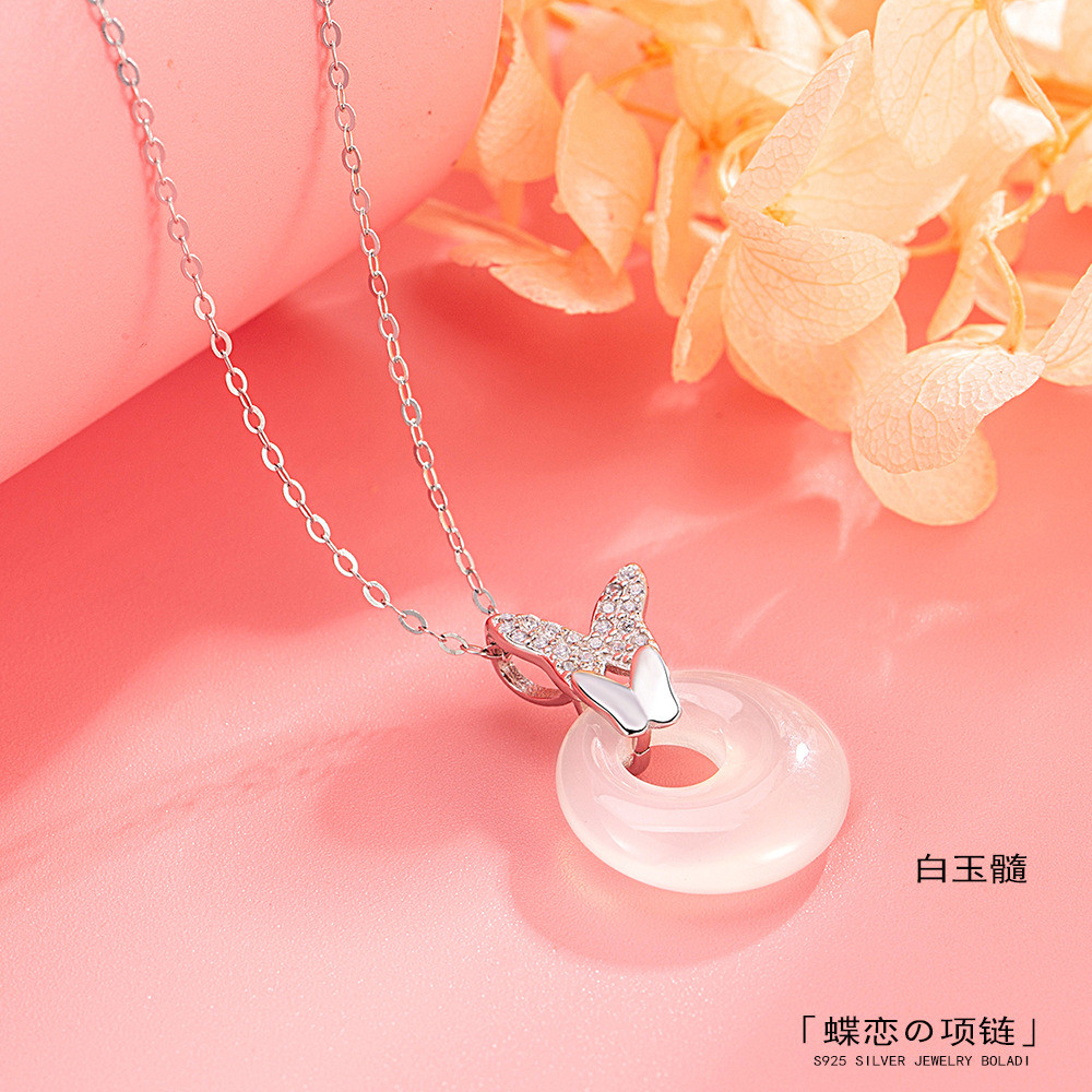 Vòng cổ Chalcedony khóa hòa bình bằng bạc S925