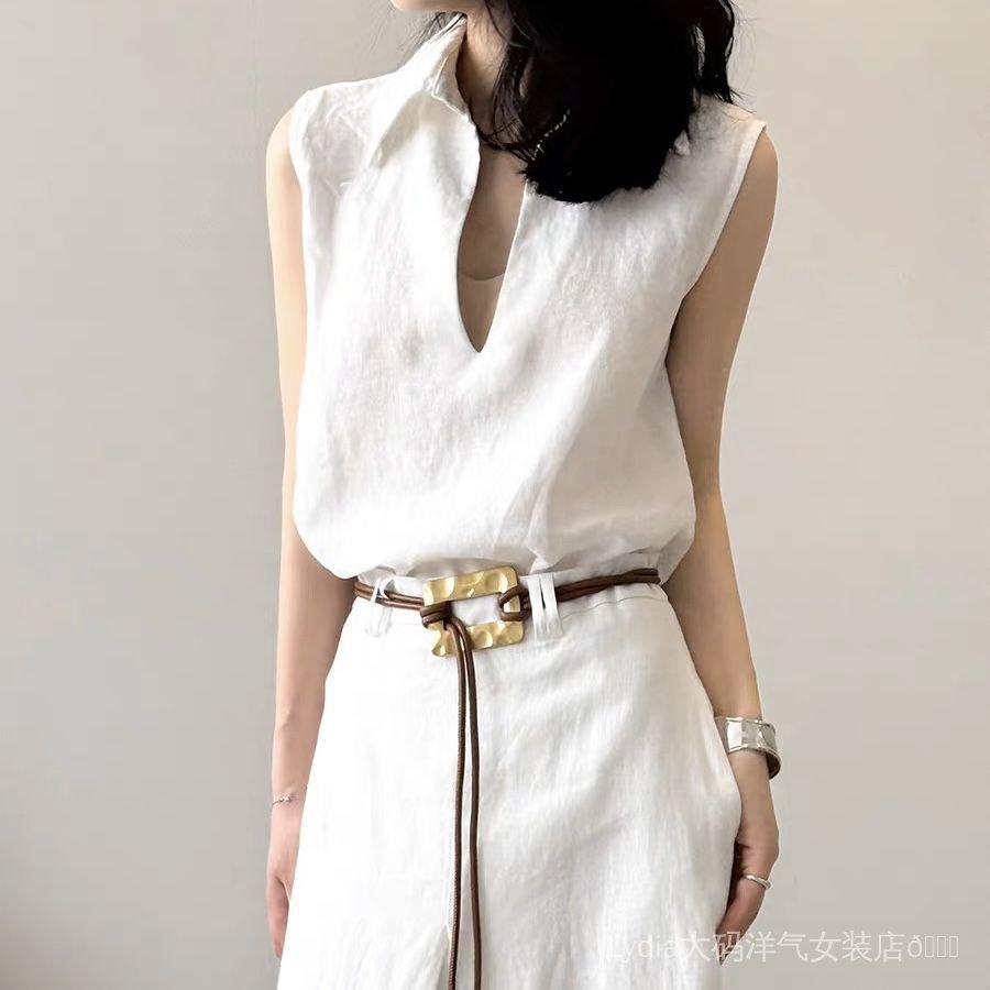Bộ đồ trắng không tay hai mảnh gồm áo sơ mi và váy chữ A, phong cách Hàn Quốc, phù hợp mùa hè