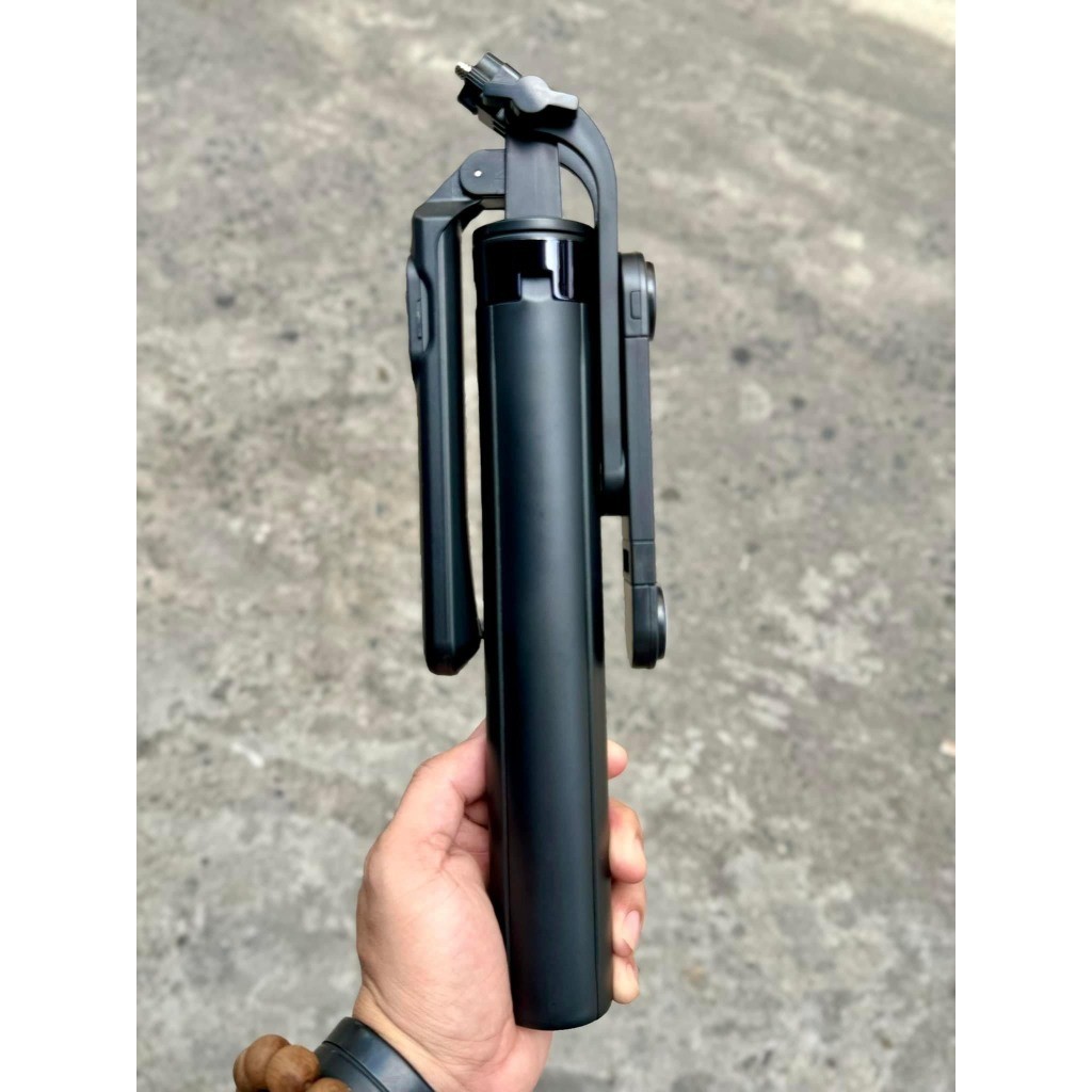 [Chính Hãng] Gậy Chụp Ảnh WIWU TRIPOD SELFIE STICK Wi-SE012 Bluetooth 5.3 Đèn LED Kèm Điều Khiển Hỗ Trợ Livestream,Video