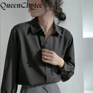 Áo sơ mi nữ màu đen trơn cổ nút, phù hợp làm việc