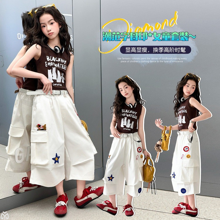 Bé Gái Retro Ngôi Sao Thêu Cotton Crop Quần Mùa Hè 2026 Phong Cách Mới Trẻ Em Nhiều Túi Giữa Quần
