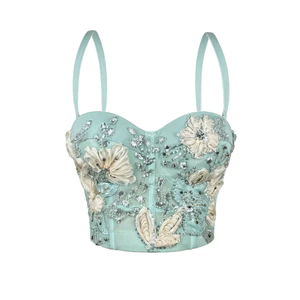 Corset hoa xương cá đính hạt mỏng nhẹ, phù hợp làm áo ngoài phối cùng crop top và áo cánh