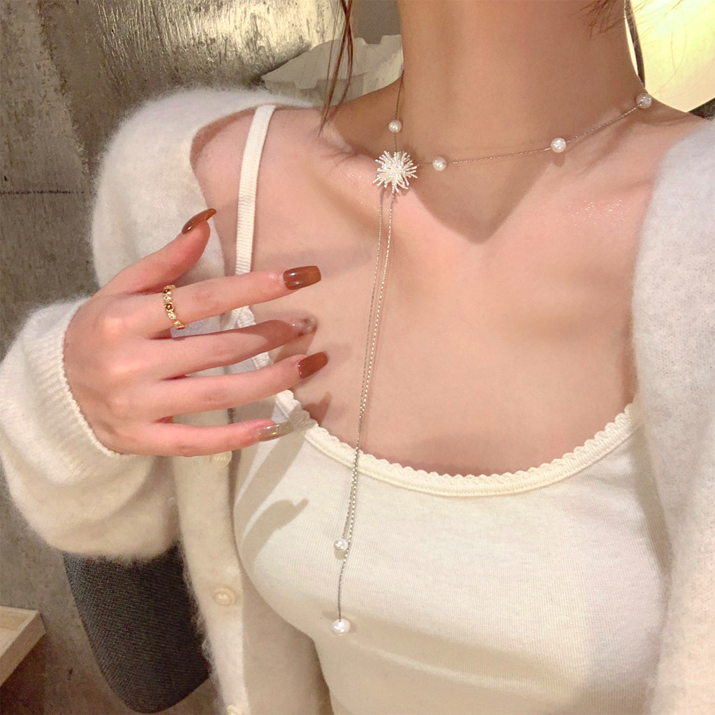 Vòng cổ nữ ngọc trai với thiết kế pháo hoa kéo ra, đa năng và phù hợp nhiều style
