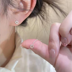 Bông tai nữ thời trang từ bạc S925 rỗng hoa tua rua
