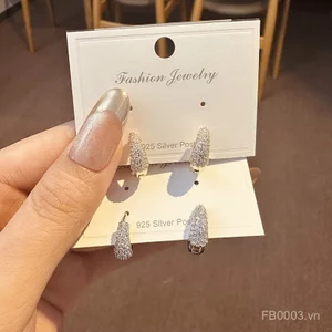 Bông Tai Phong Cách Retro Đơn Giản Với Ánh Sáng Sang Trọng