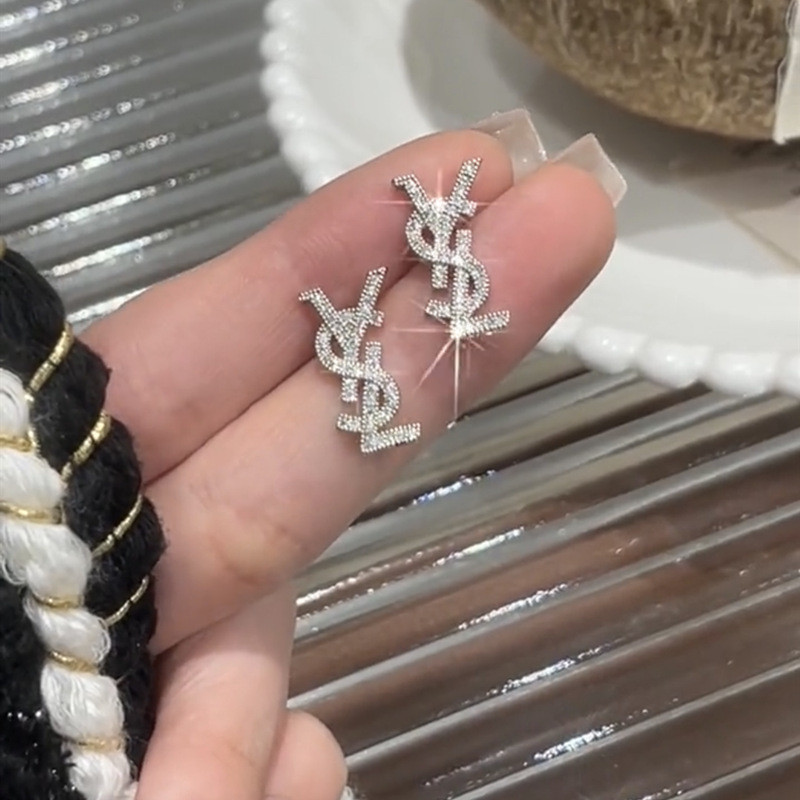 Đeo Bông Tai Kính Zircon Stud Micro Elegant với Bạc Plated S925 - Thiết kế đơn giản phù hợp mọi ngày