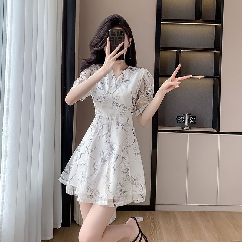 Váy mini hoa mùa hè dành nữ dáng nhỏ, ôm eo, tôn dáng, che khuyết điểm, cổ áo kiểu Pháp, váy ngắn thời trang