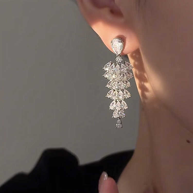 Bông tai bạc 925 tổng hợp zircon, phong cách công nghiệp nặng và cổ điển, thiết kế tinh tế siêu sáng bóng