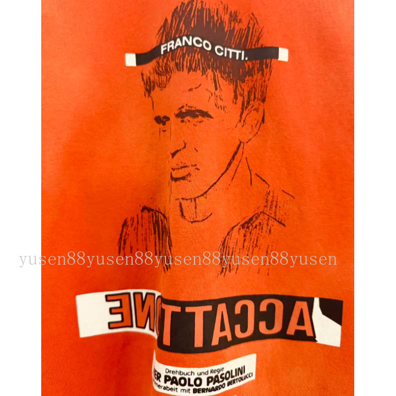Áo Thun Ngắn Tay In Hình Chân Dung Màu Đỏ - Phong Cách Độc Đáo