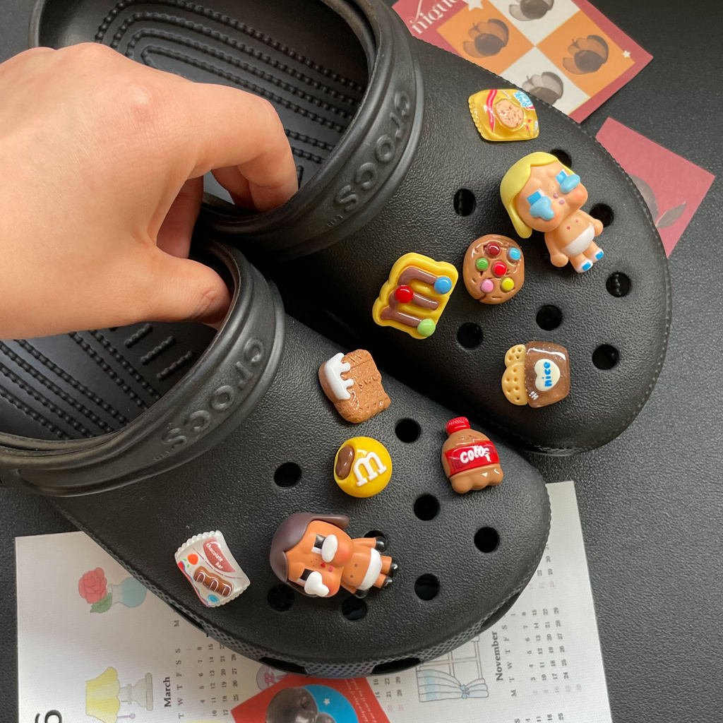 Phụ Kiện Pop Mart Giày Lỗ Dễ Thương Cho Bé Sơ Sinh, Phù Hợp Crocs, Có Thể Tháo Rời, Hoa Cao Cấp