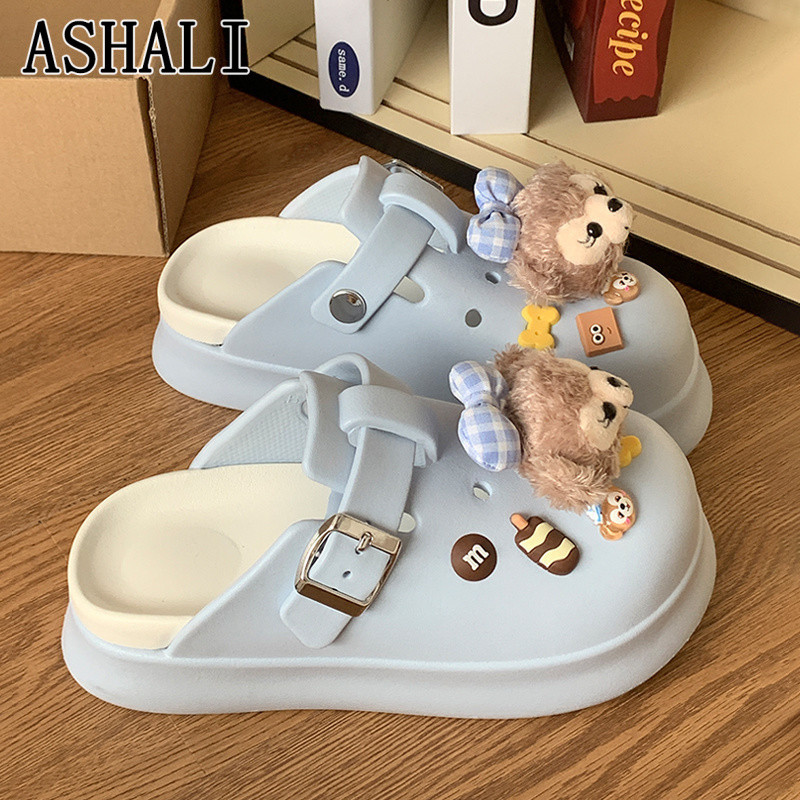 ASHALI Dép Nữ Kín Mũi Họa Tiết Gấu Bông Đế Dày 3cm Chống Trượt Thoáng Khí Thời Trang Mùa Hè 2025
