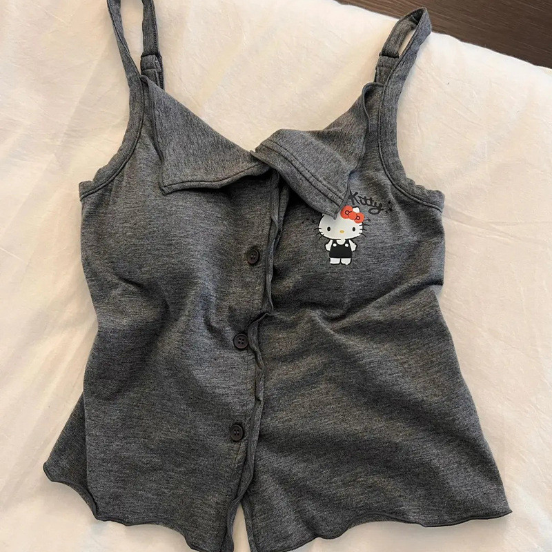 Bộ ngủ nữ đeo lỡ ngực in Hello Kitty hoạt hình màu xám, phong cách ngọt ngào, dáng đuôi yếm
