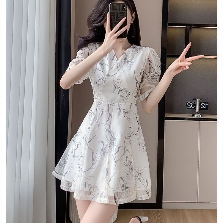 Váy mini hoa mùa hè dành nữ dáng nhỏ, ôm eo, tôn dáng, che khuyết điểm, cổ áo kiểu Pháp, váy ngắn thời trang