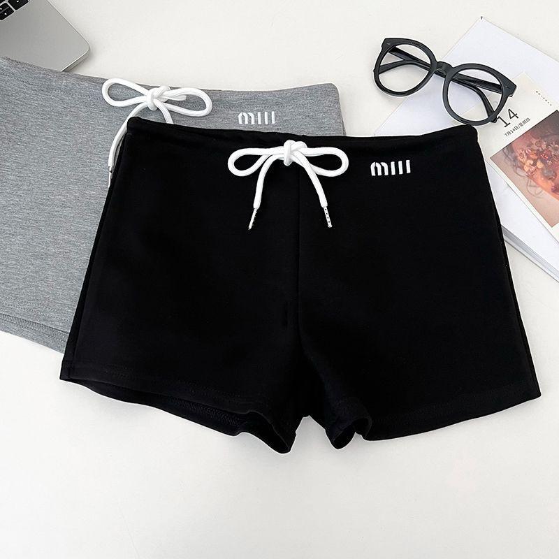 Quần short thể thao nữ phiên bản Hàn Quốc, ôm vừa vặn, thích hợp cho mùa hè