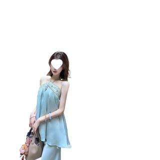 Bộ áo hai dây cổ halter thanh lịch và chân váy đuôi cá cạp cao tôn dáng dành cho nữ mùa hè
