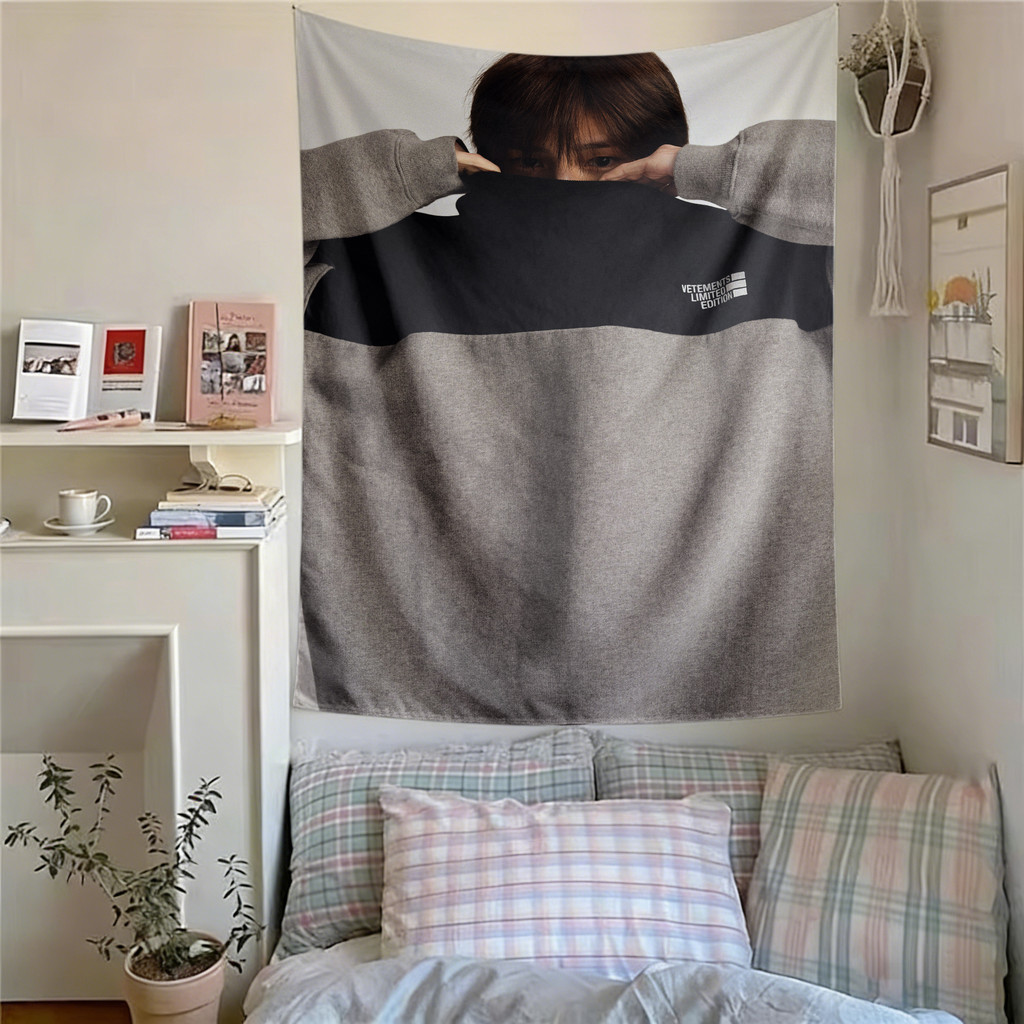 Tấm thảm treo tường CORTIS 'STUDIO 'có kẹp, Tấm thảm Polyester treo tường phòng ngủ