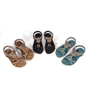 2026 Giày Sandal Bohemian Nữ Khóa Gỗ Kim Cương Giả Chiều Gió Phẳng Mũi Tròn Mở Mũi Sandal Đi Biển NK5E