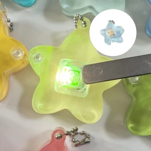 Móc khóa nút giảm căng thẳng thay đổi màu Yoo cho đồ chơi vui nhộn di động