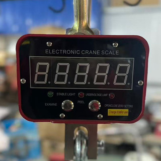 Cân treo điện tử OCS 5 tấn 3 tấn chính hãng - Đo vật liệu, sắt, phế liệu - Kèm điều khiển từ xa - Độ chính xác cao