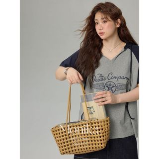 Plus Size Top Nữ Mùa Hè 2026 Rời 150kg Plus Size Nữ Tay Ngắn Có Mũ Trùm Đầu Béo mm Mỏng Hơn Nhìn Cổ Chữ V Cổ Plus Size Quần Áo Nữ