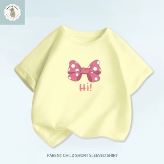 Chiếc áo thun in một mặt thời trang này có nơ và kiểu dáng giản dị kiểu Mỹ, rất phù hợp cho các bé gái.