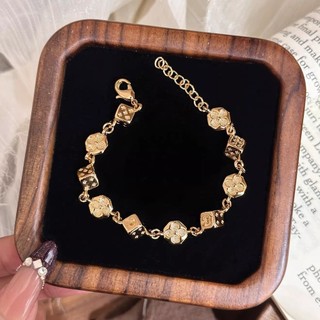 Vòng tay nữ phong cách mới từ châu Âu và Mỹ, thiết kế hoa vănpunk