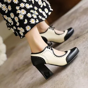 Mùa Xuân Mùa Hè Hiệu Suất Retro Dày Gót Màu Phù Hợp Với Ren-Up Mũi Tròn Sườn Xám Giày Thời Trang Hợp Thời Trang Giày Cao Gót Retro