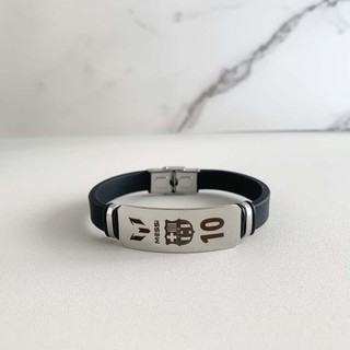 【现货】Ống Hút Messi Số 10 Silicon Barcelona Dạ Quang Vòng Tay Messi Số 10 Silicon Barcelona Dạ Quang Thể Thao Dây Đeo Tay Bóng Đá Quạt Vòng Tay Hộp Quà Tặng Bộ Quà Tặng Sinh Nhật 1229LP