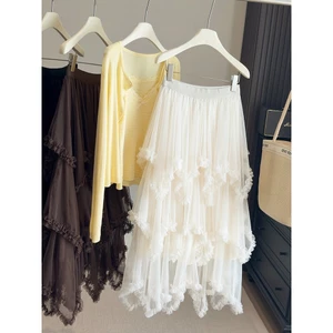 Váy nữ xuân hè với thiết kế chữ A và pettiskirt mới lạ