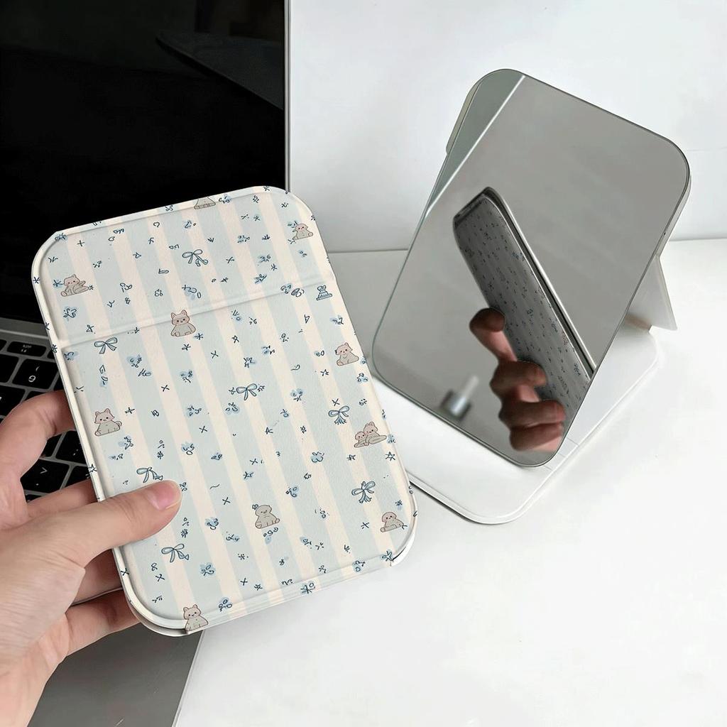 Thỏ xanh Gươ gấp trang điểm phong cách Hàn Quốc