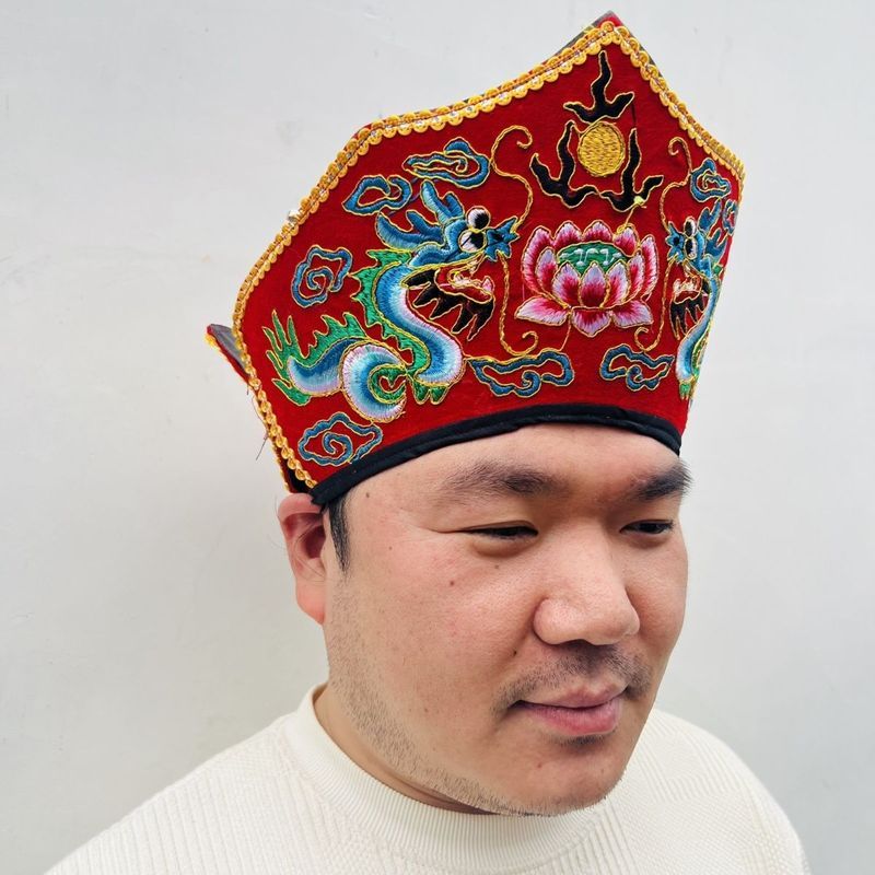 Đôi Rồng Đôi Phượng Hoàng Phật Nón Thêu Đỏ Phật Nón Cao Cấp Pháp Nón Thêu Tay Rung Nón Monk Nón Mage Tiếp Liệu