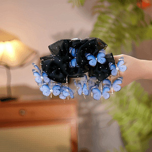 Kẹp tóc nữ phong cách Trung Hoa với họa tiết bướm lông tơ tua rua và đầu lưng cá mập