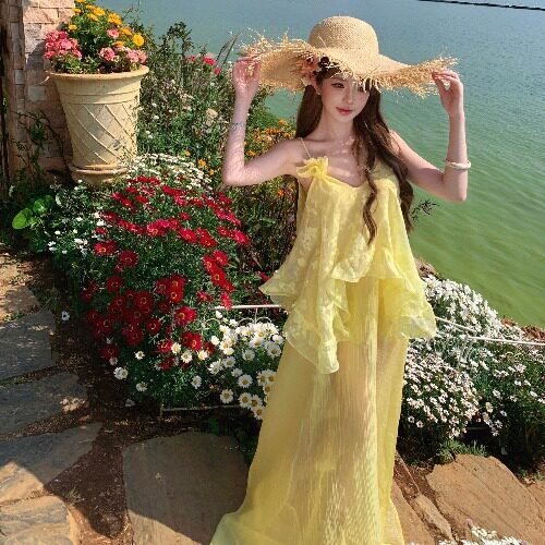 Đầm maxi hai dây màu vàng nhiệt đới ngọt ngào