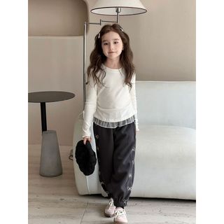 Áo thun dài tay cho bé gái phong cách Hàn – Phối viền ren nhẹ nhàng, dáng ôm xinh xắn