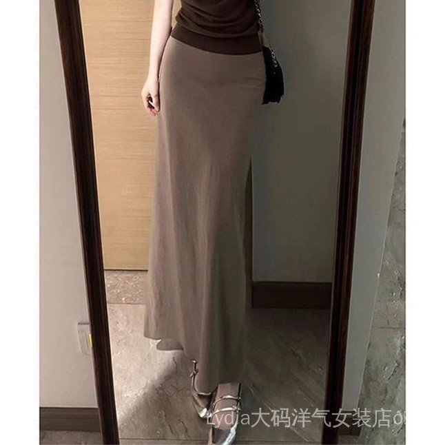 Khuyến mãi 10%, Áo thun nữ Hàn Quốc màu café, chất liệu dệt kim, form slim-fit