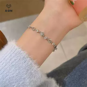Vòng tay trái tim Zircon lấp lánh màu bạc ngọt ngào dành cho bé gái Chuỗi trái tim tinh tế [Mina]