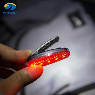 Đèn hậu xe đạp chống nước, có kẹp gắn và sạc bằng USB