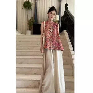 Bộ đồ hai mảnh phong cách retro Trung Hoa, áo không tay và quần ống rộng, phù hợp mùa hè thoáng mát