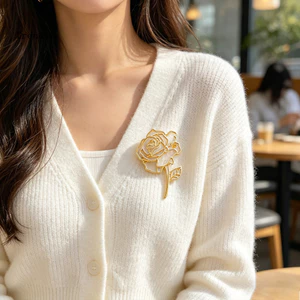 Trâm cài hoa hồng sang trọng làm từ hợp kim kẽm - Phụ kiện thời trang và quà tặng hoàn hảo dành cho phụ nữ